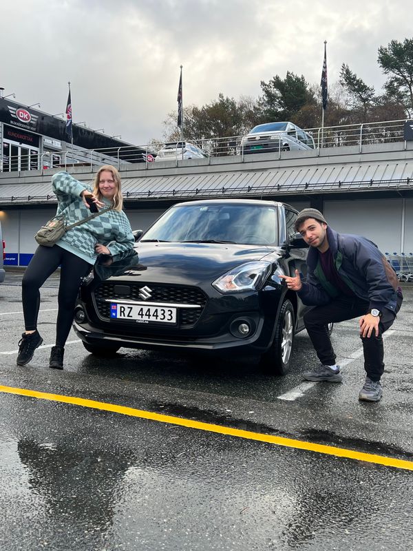 68691143319__E89FCFB4-C9A3-4AE5-B147-D4B1FCA4F6C2